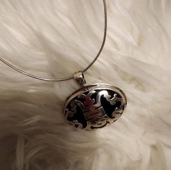 Vintagec Asian Sterling and Onyx Necklace - Picture 6 of 12